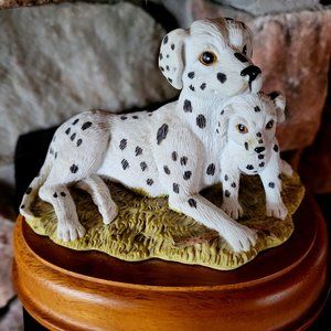 VINTAGE DALMATION MUSICAL  NATURE'S FRIEND'S